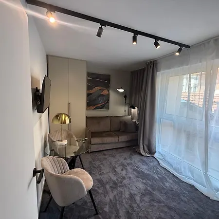Apartament Monaco 1 *